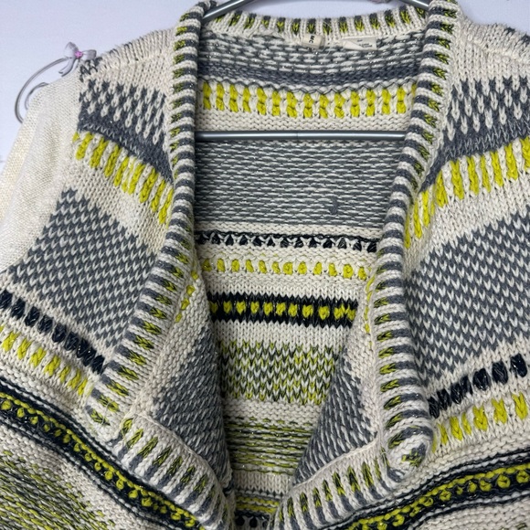 Moth cardigan knit crochet sparkly gold thread boho warm cozy pockets green luxe - Picture 11 of 15